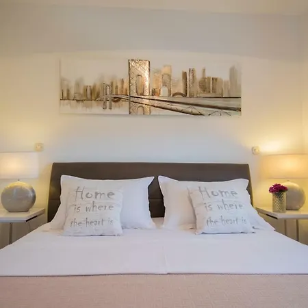 아파트 Comfortable Cozy 스플리트